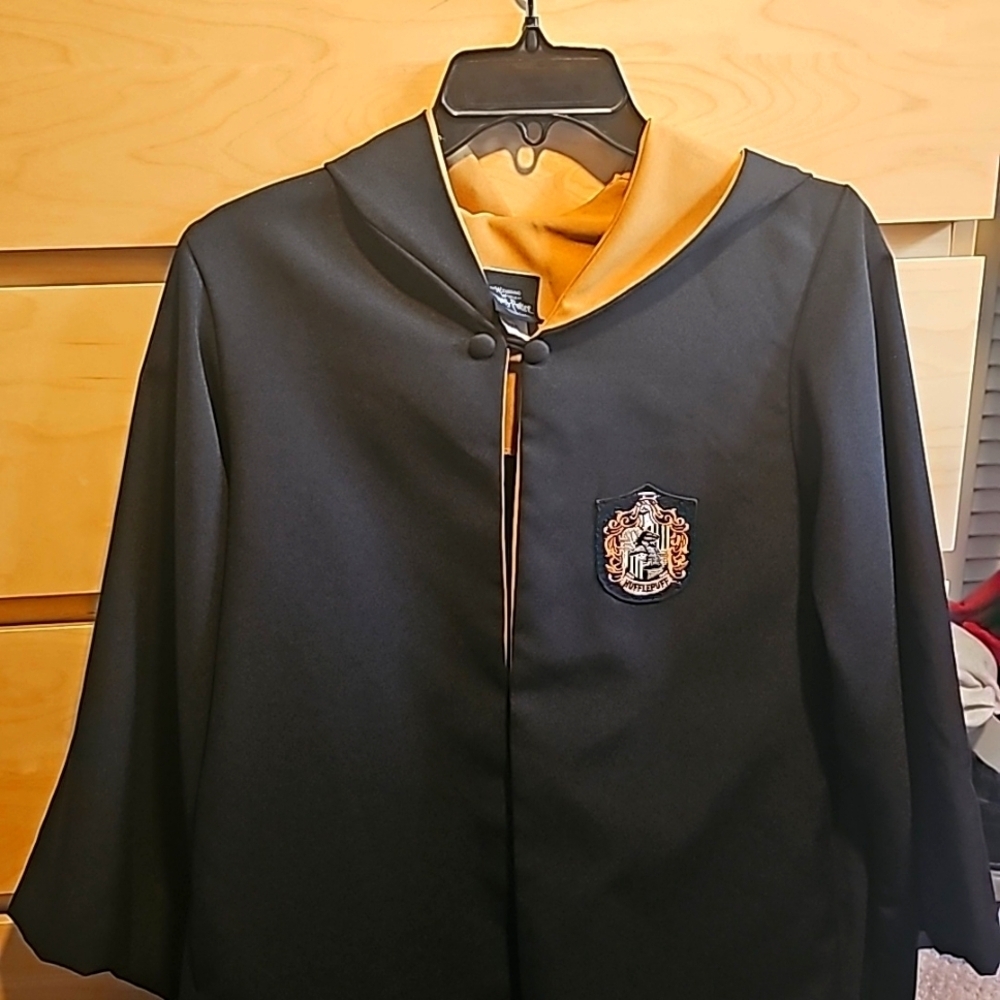 Harry Potter Hufflepuff Robe Halloween Ready